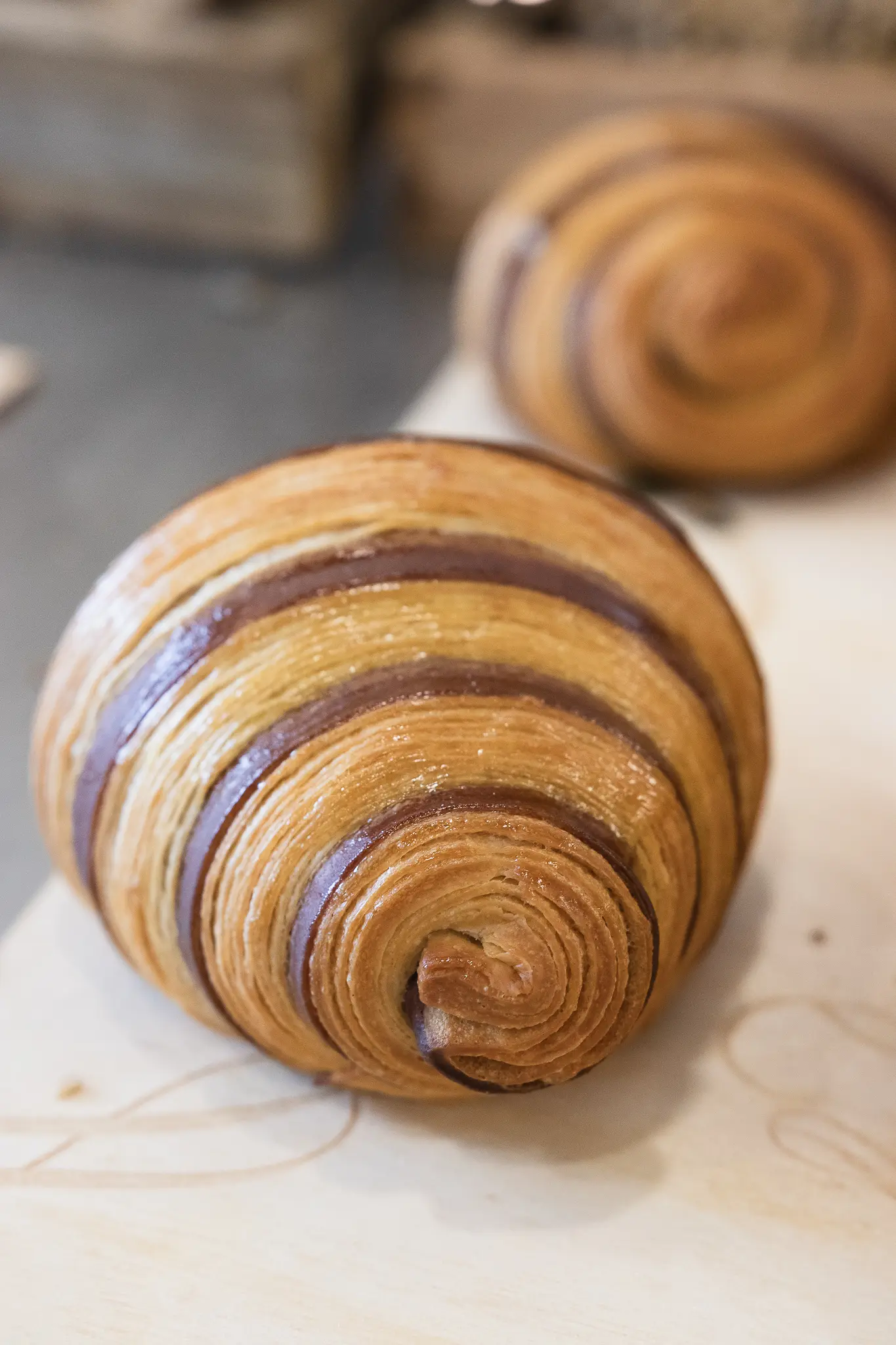5990 Szkoła Artystyczna Wiesław Kucia - croissant dwukolorowy