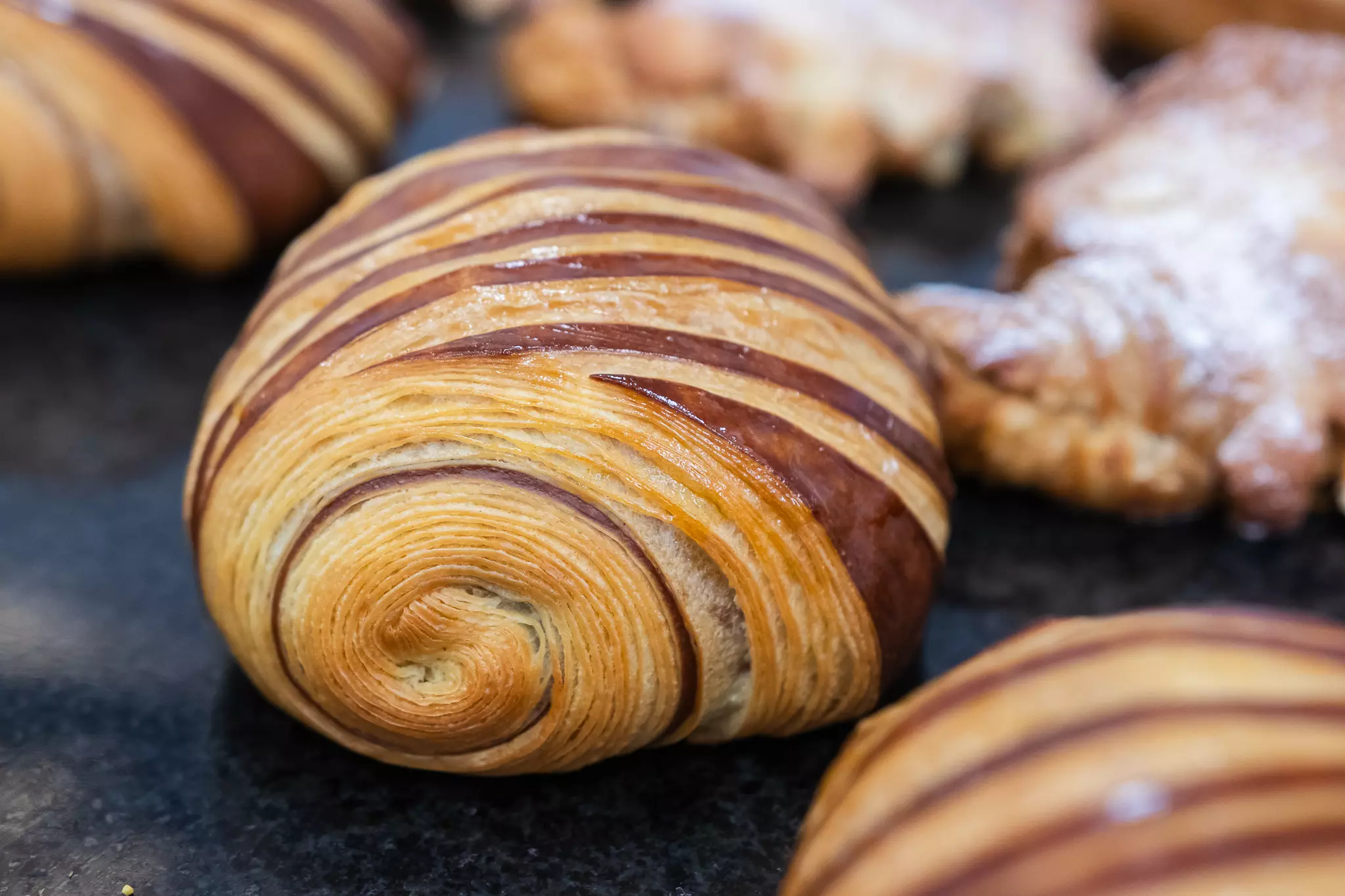 Laminacja ciasta na przykładzie wypieku pain aux chocolate