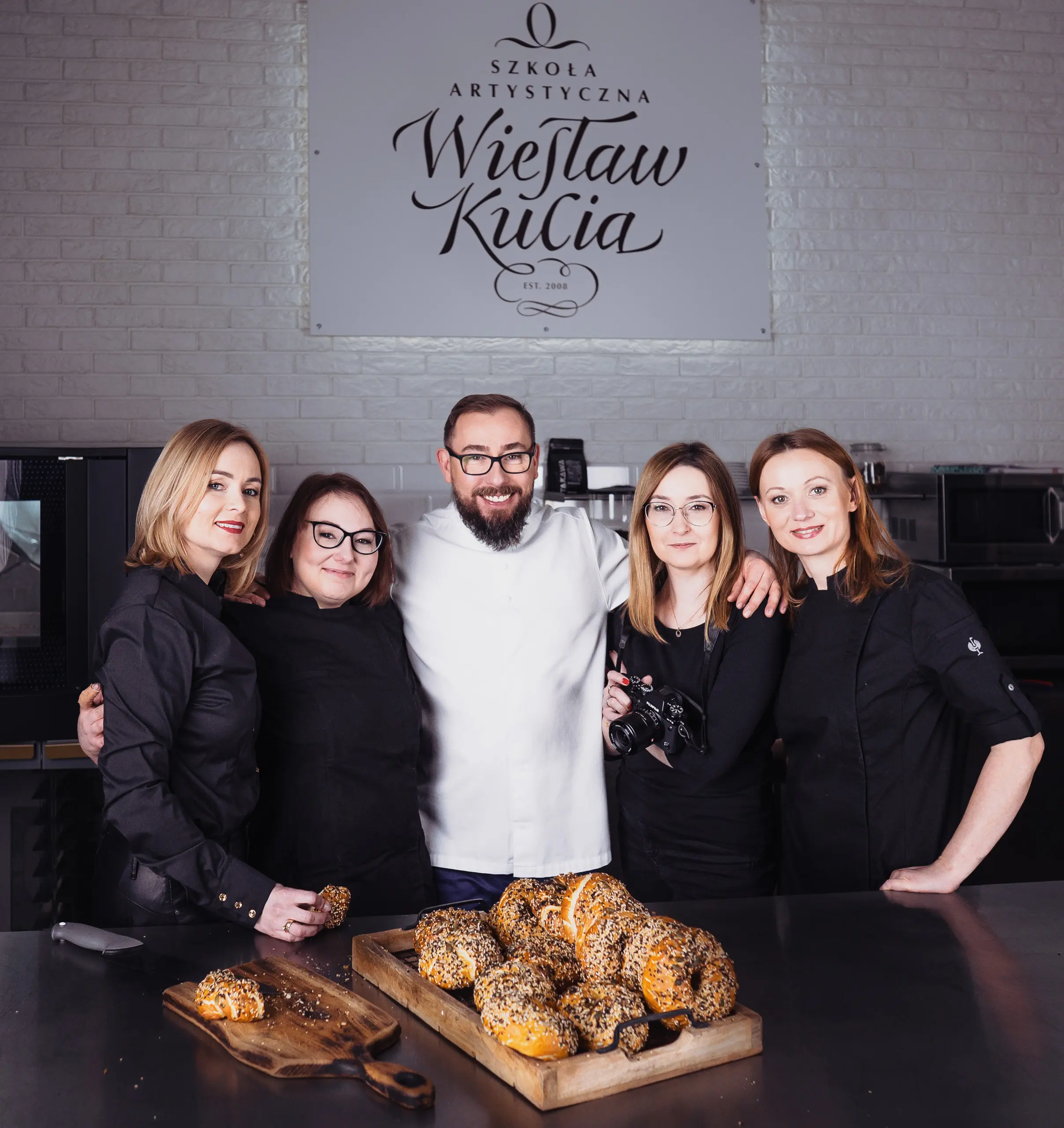 Załoga Szkoly Artystycznej Wiesława Kuci