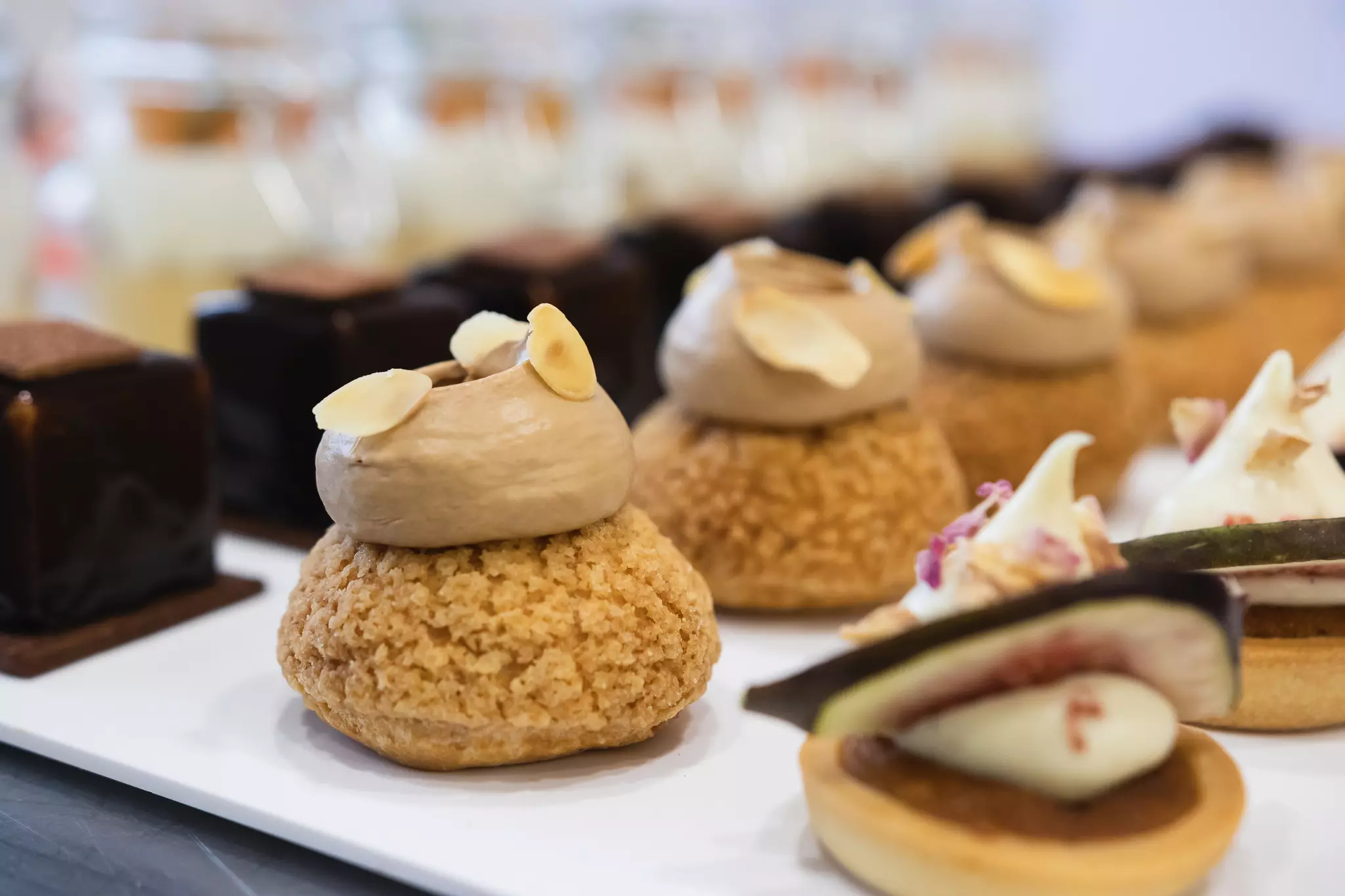 Szkolenie cukiernicze-CUKIERNICTWO BANKIETOWE z Mistrzem Jackiem Muchą - obrazek 8