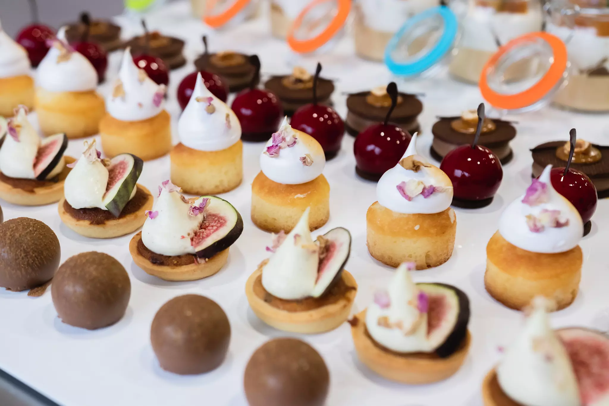 Szkolenie cukiernicze-CUKIERNICTWO BANKIETOWE z Mistrzem Jackiem Muchą - obrazek 4